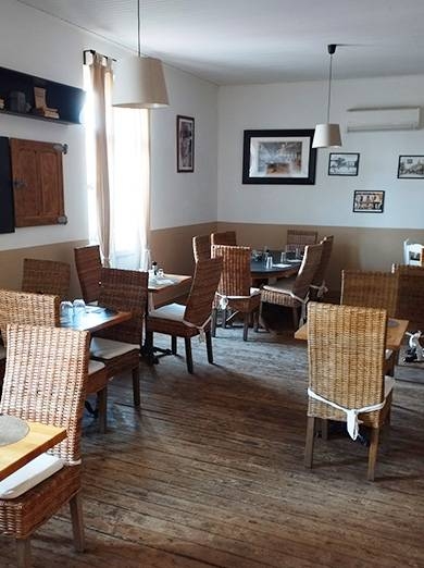 Le Restaurant - La Brasserie Le France - restaurant AIMARGUES - top restaurant AIMARGUES